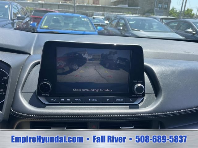 Used 2024 Nissan Rogue SV AWD/4WD image 23
