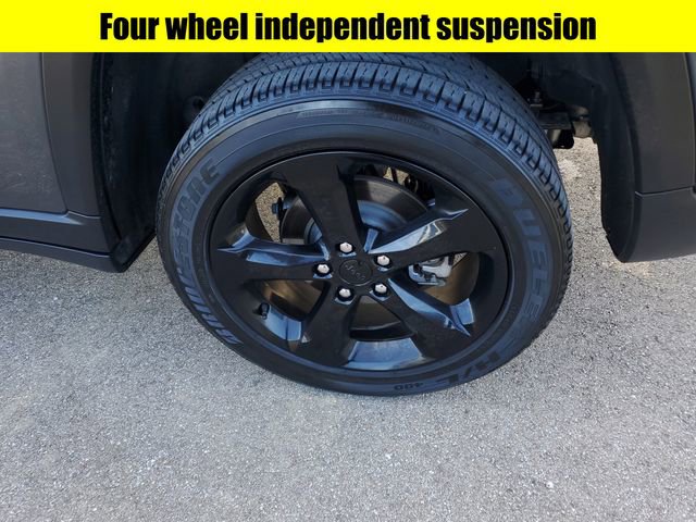 Certified 2023 Jeep Grand Cherokee Altitude image 7