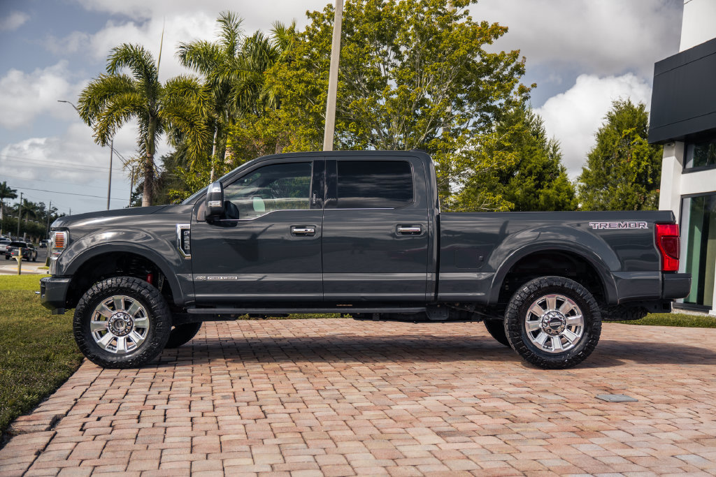 Used 2021 Ford F250 Platinum w/ Tremor Off-Road Package AWD/4WD image 2