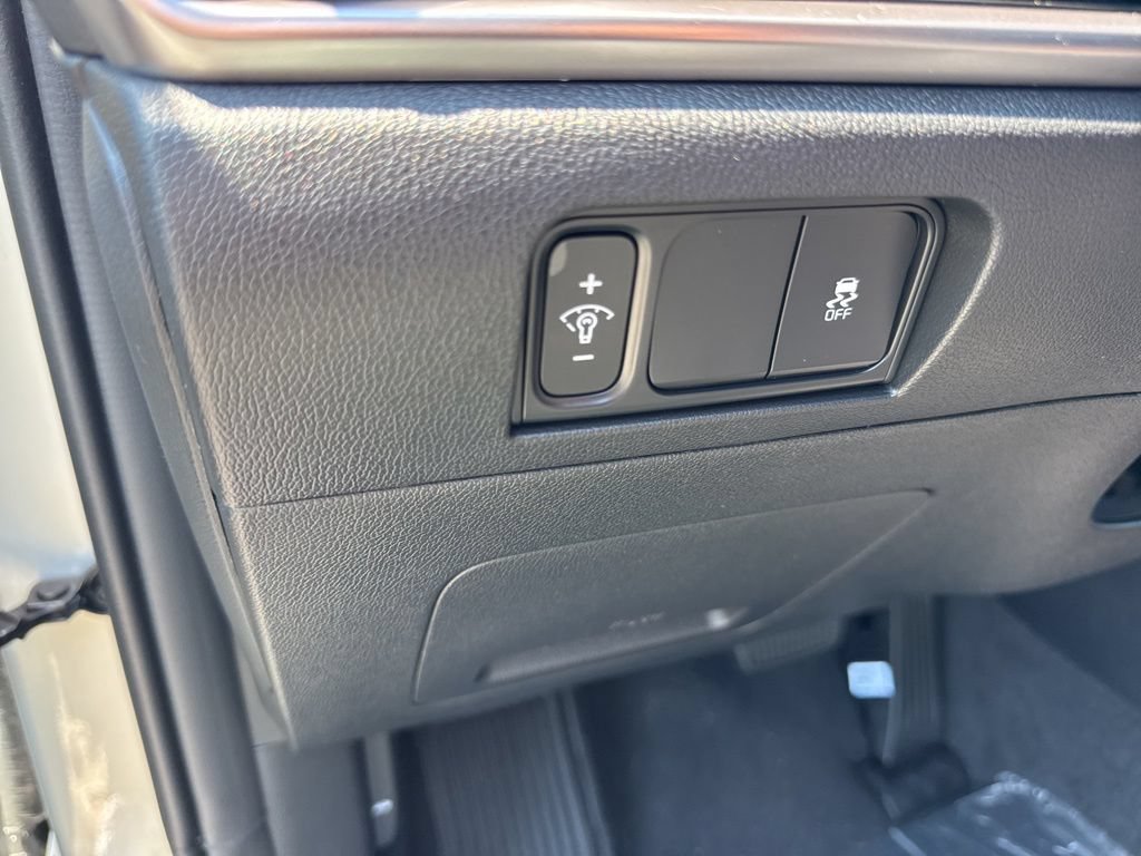 New 2026 Kia Sorento S w/ S Panoramic Sunroof Package FWD image 11