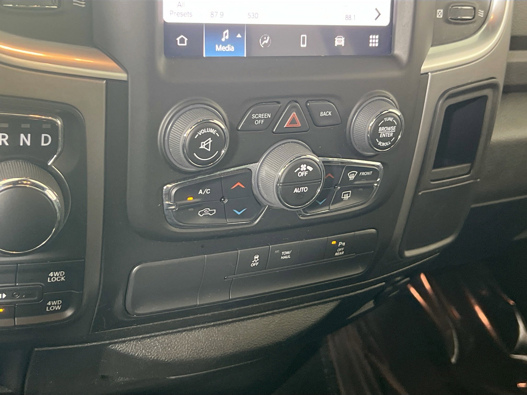 Used 2022 RAM 1500 Classic Warlock w/ Electronics Group image 15