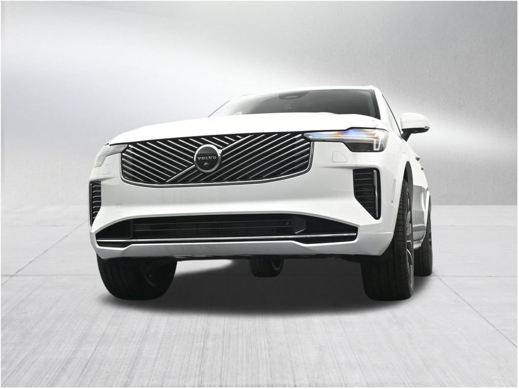 New 2026 Volvo XC90 T8 Plus w/ Protection Package Premier AWD/4WD image 28