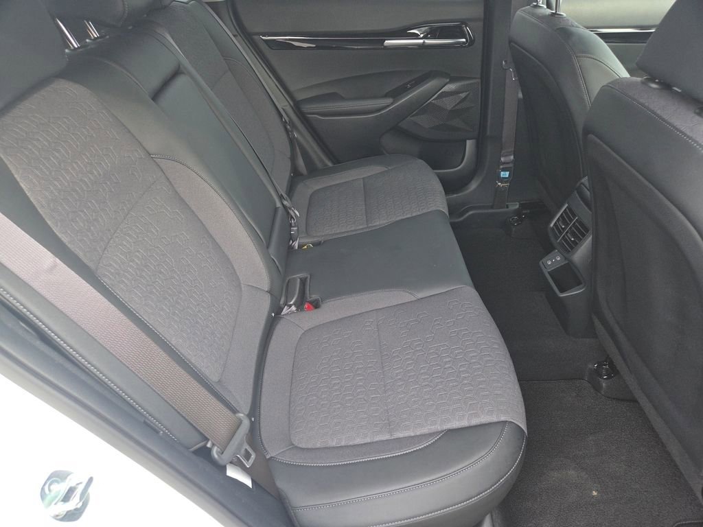 Used 2024 Kia Seltos S image 6
