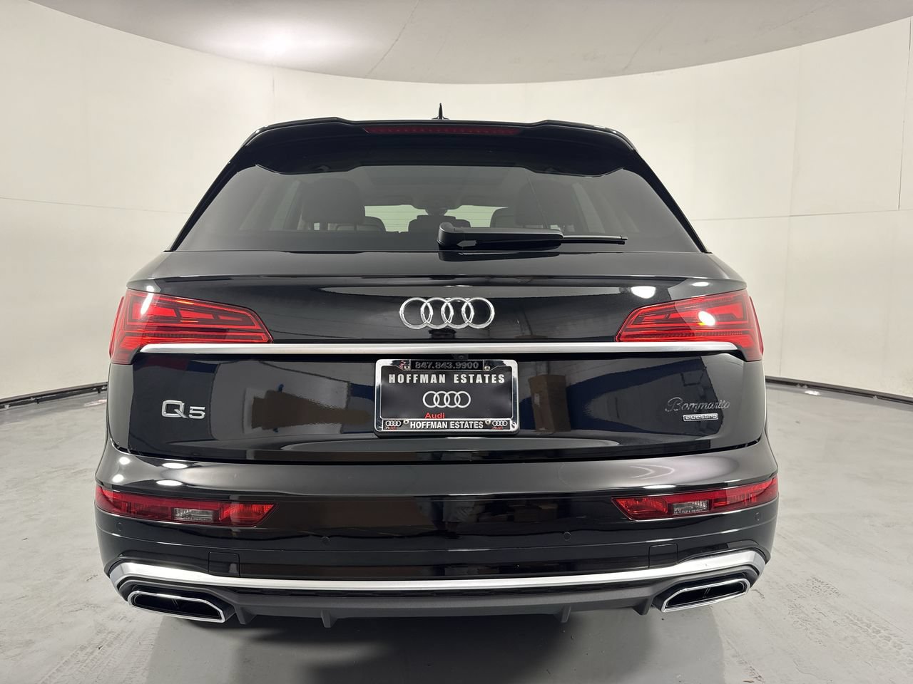 Used 2023 Audi Q5 2.0T Premium Plus w/ Premium Plus Package AWD/4WD image 6