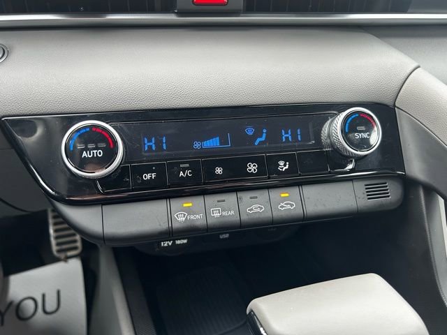 Certified 2025 Hyundai Elantra Sport image 21