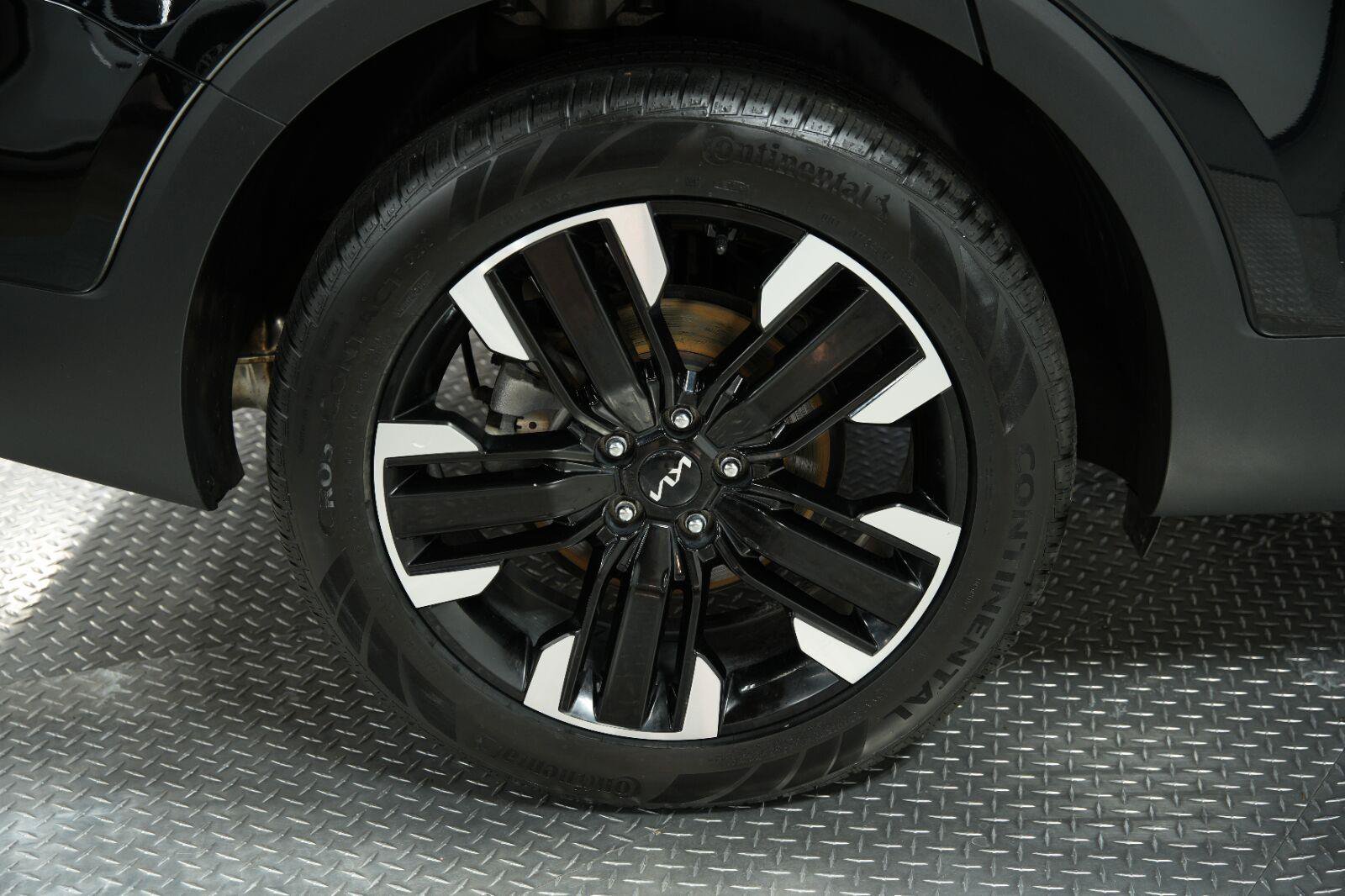 Used 2023 Kia Telluride SX AWD/4WD image 21