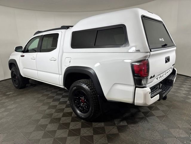 Used 2017 Toyota Tacoma TRD Pro AWD/4WD image 6