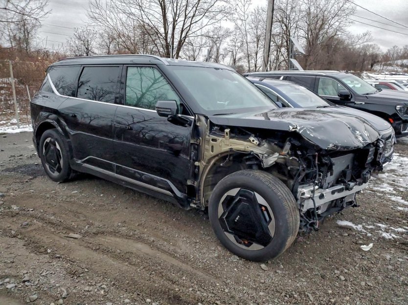 Used 2024 Kia EV9 Land image 1