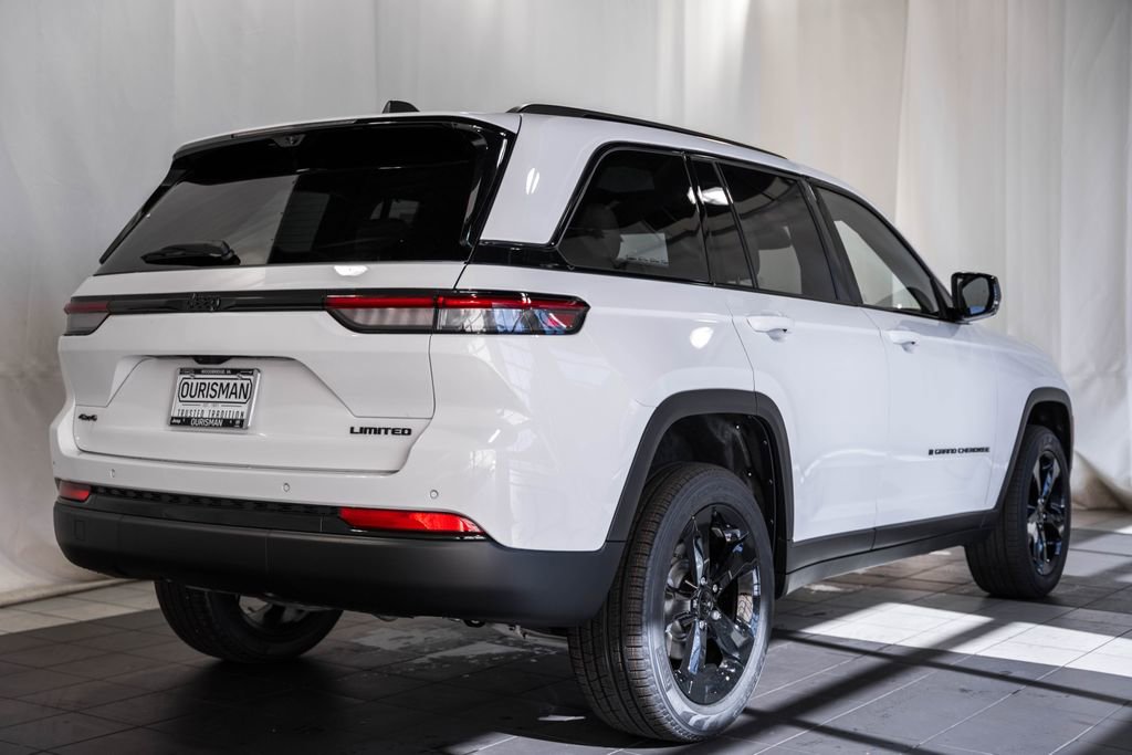 New 2025 Jeep Grand Cherokee Limited w/ Luxury Tech Group II image 4