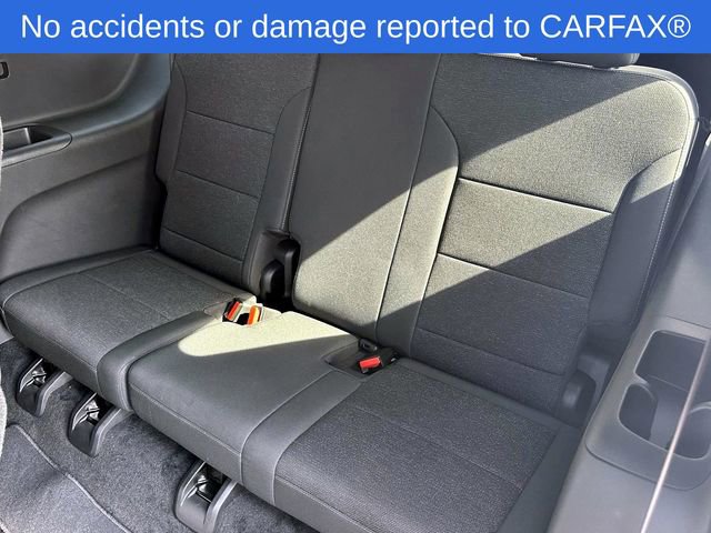 Used 2024 Chevrolet Traverse LT w/ Midnight/Sport Edition image 13