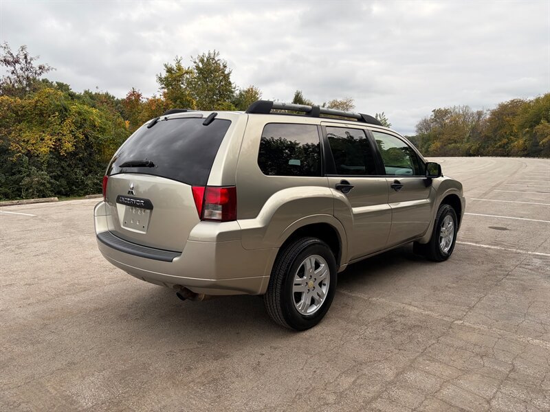Used 2008 Mitsubishi Endeavor LS FWD image 5