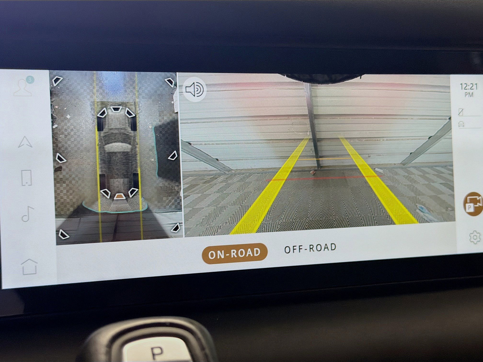 Used 2024 Land Rover Defender 110 X-Dynamic SE image 16