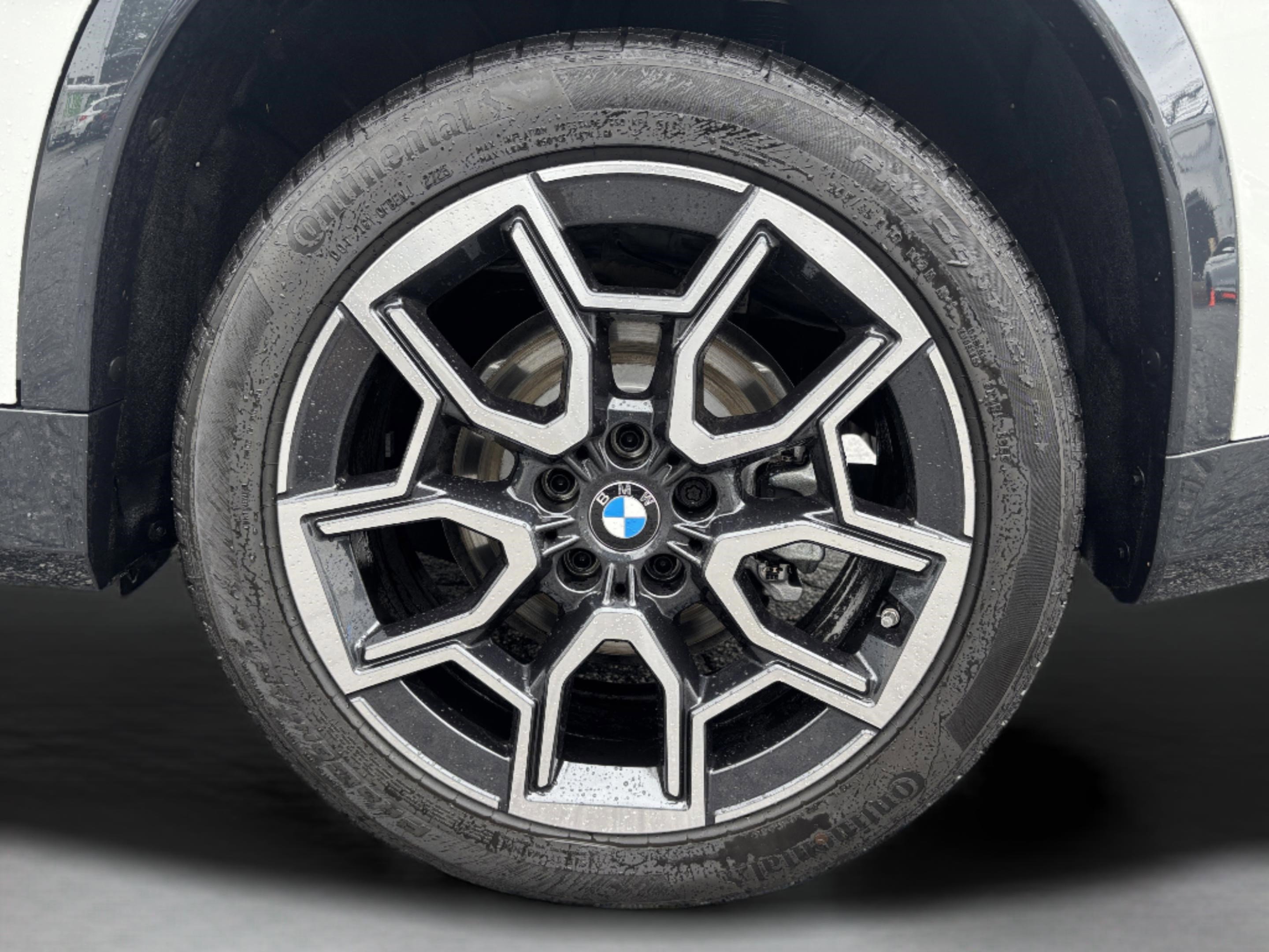 Used 2026 BMW X1 xDrive28i w/ Convenience Package image 8