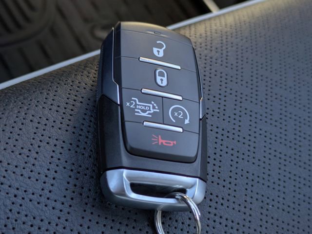 Used 2025 RAM 3500 Laramie image 39