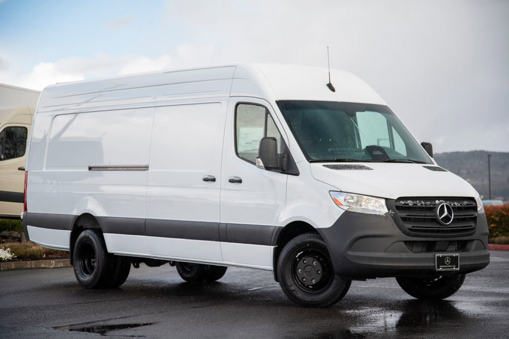 New 2026 Mercedes-Benz Sprinter 4500 image 3