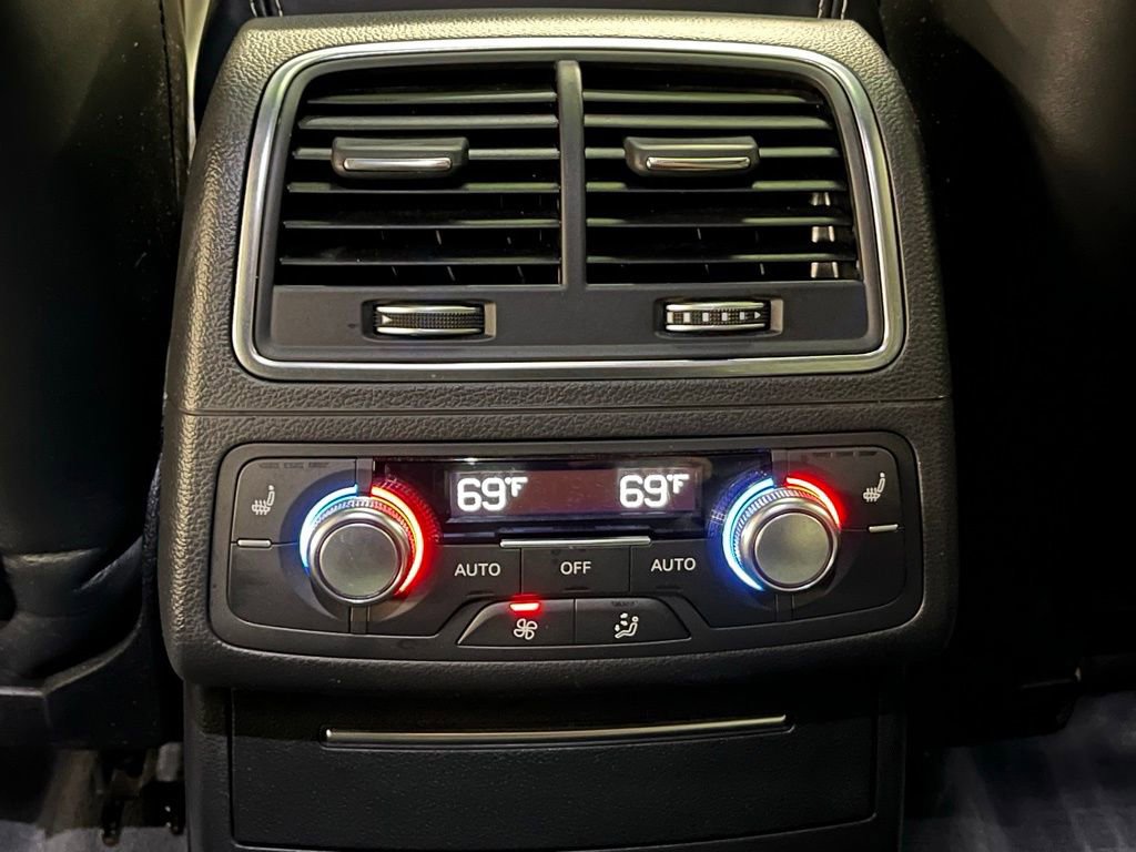 Used 2018 Audi S6 Prestige image 23