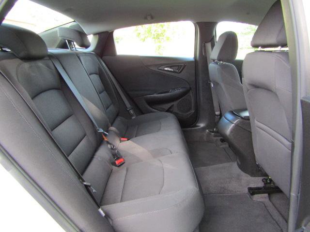 Used 2023 Chevrolet Malibu LS image 16