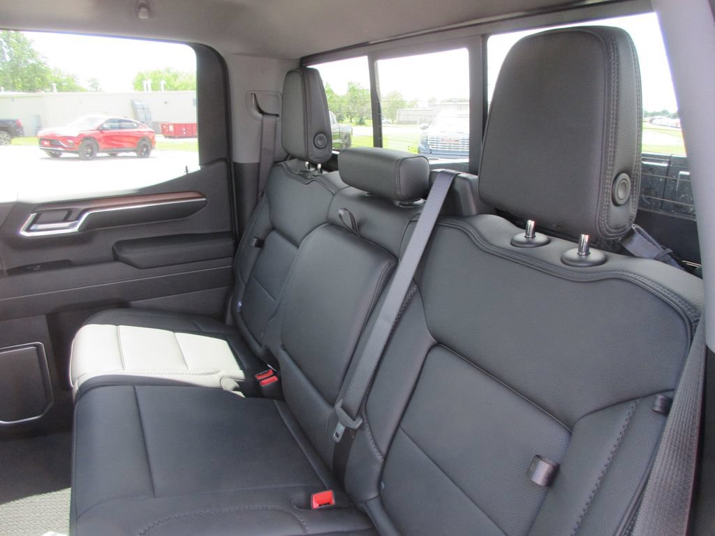 New 2026 GMC Sierra 1500 Denali w/ Denali Reserve Package AWD/4WD image 18