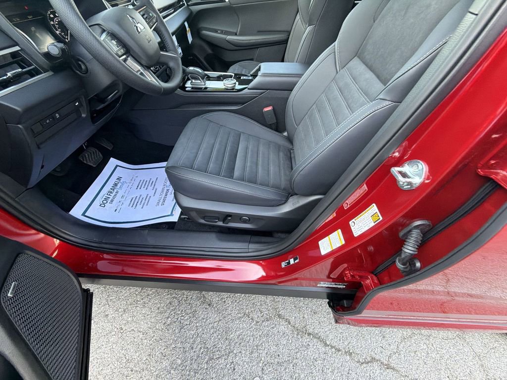 New 2026 Mitsubishi Outlander Ralliart AWD/4WD image 12