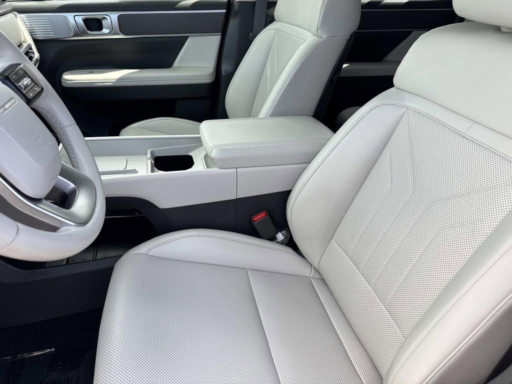 Used 2025 Hyundai Santa Fe SEL image 20