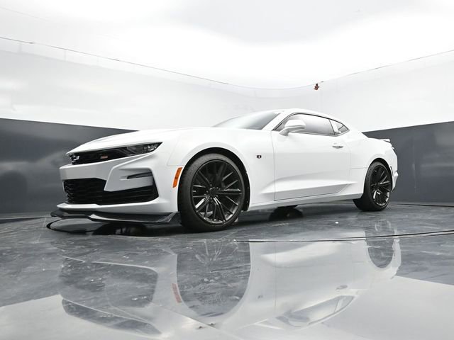 Used 2021 Chevrolet Camaro SS RWD image 45