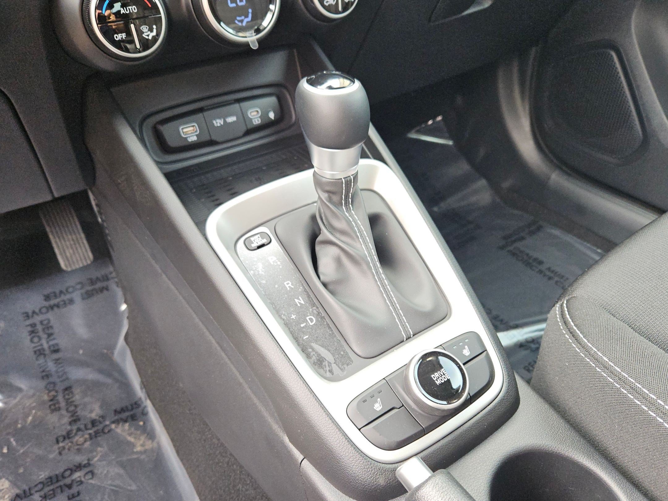 New 2026 Hyundai Venue SEL FWD image 9