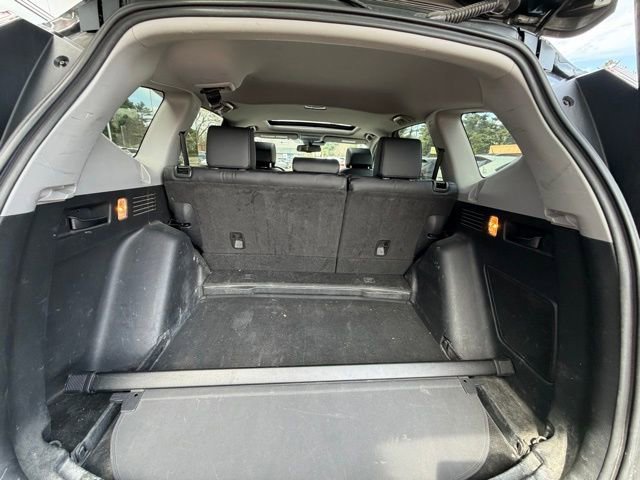 Used 2018 Honda CR-V Touring image 19