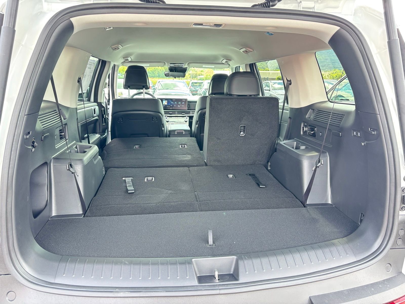 New 2026 Hyundai Santa Fe SEL FWD image 17