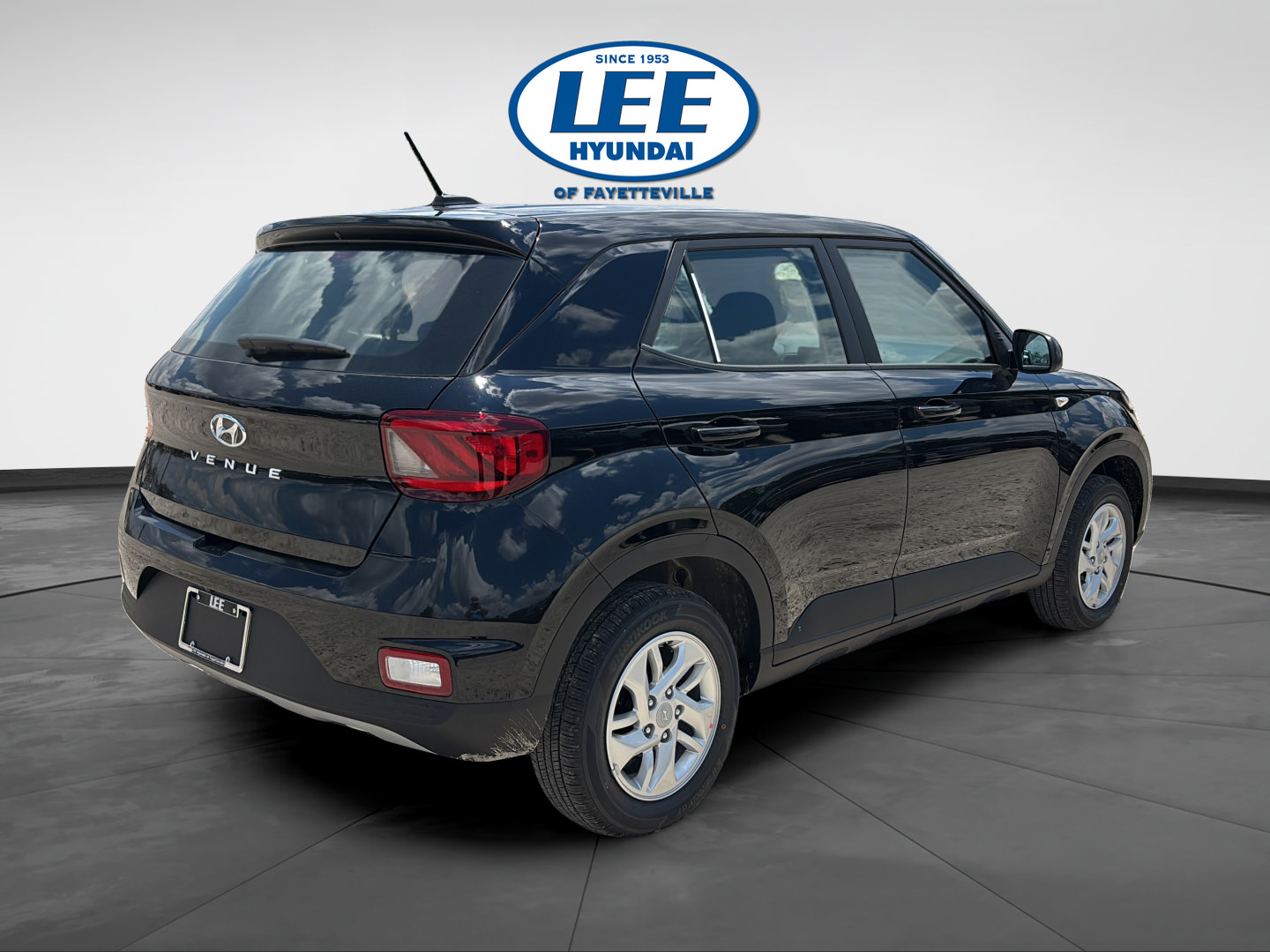 New 2026 Hyundai Venue SE FWD image 7