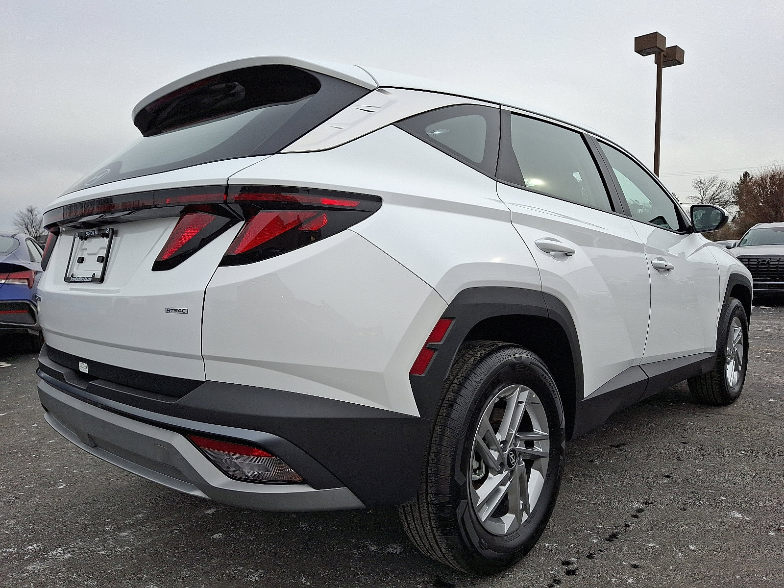 Used 2025 Hyundai Tucson SE AWD/4WD image 6