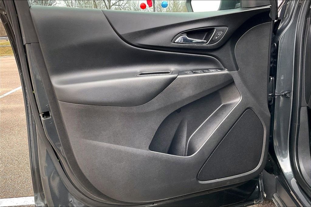 Used 2020 Chevrolet Equinox LT image 23