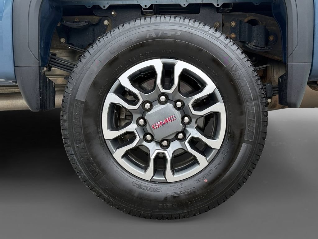 Used 2024 GMC Sierra 3500 SLE w/ SLE Convenience Package AWD/4WD image 9