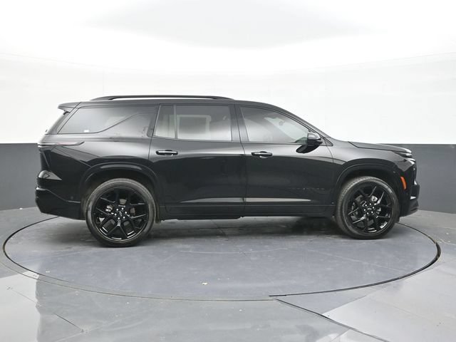 Used 2024 Chevrolet Traverse RS w/ LPO, Floor Liner Package AWD/4WD image 16