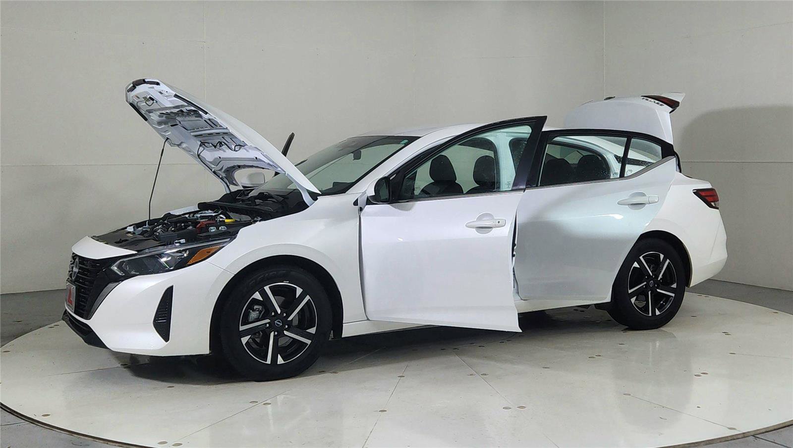 Used 2024 Nissan Sentra SV image 10