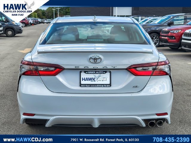 Used 2024 Toyota Camry SE FWD image 5