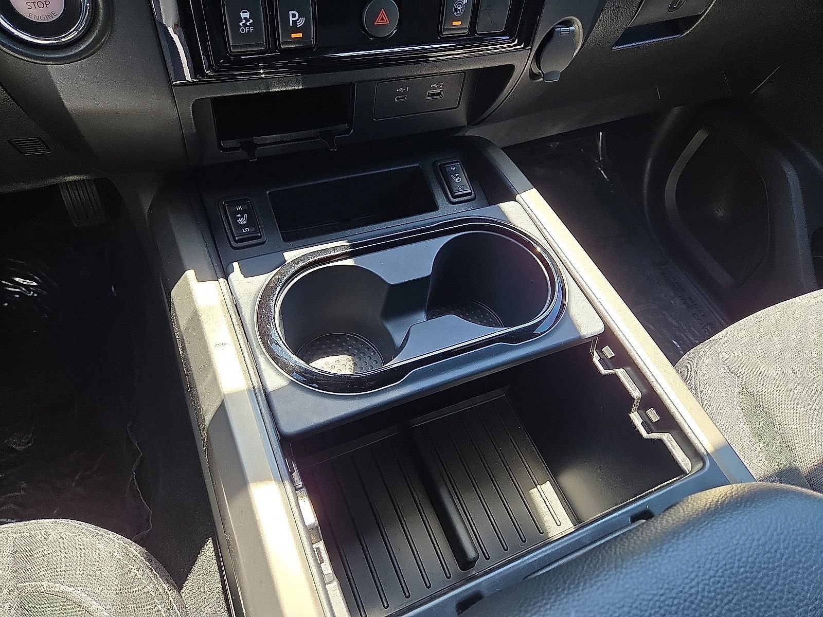 Used 2024 Nissan Titan SV w/ SV Bronze Edition Package RWD image 31