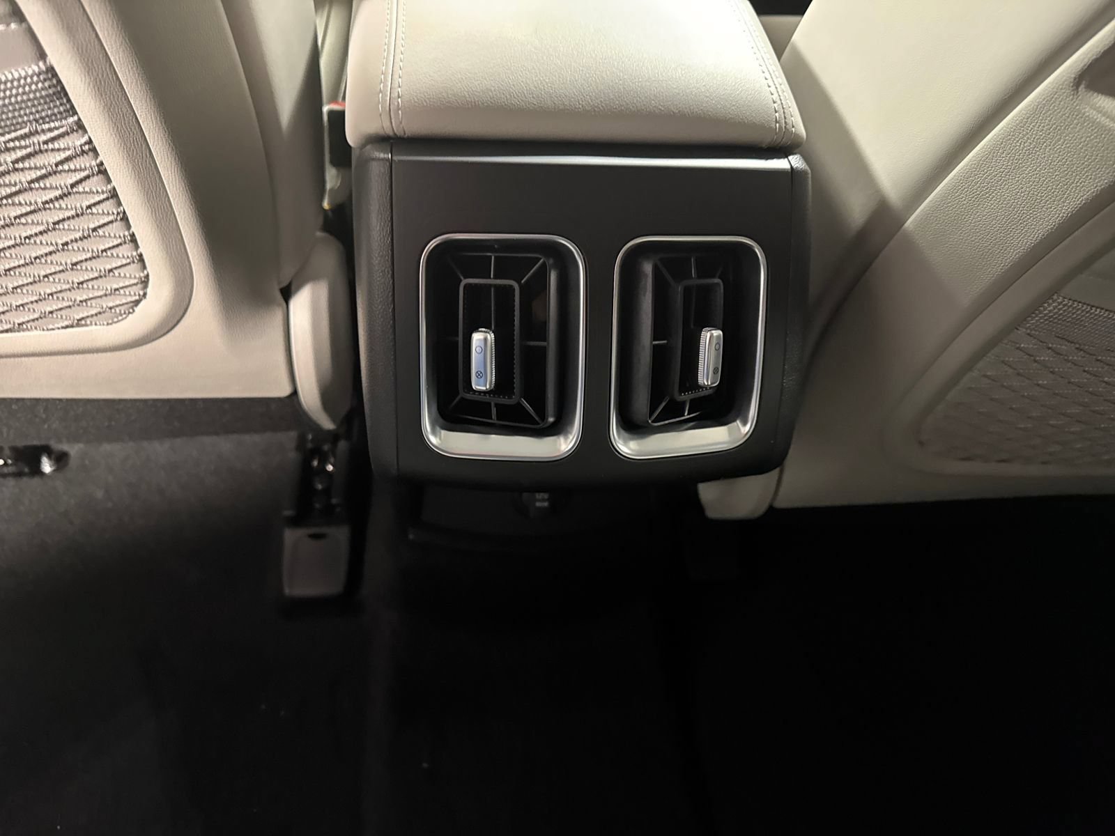New 2026 Kia Sorento EX AWD/4WD image 18