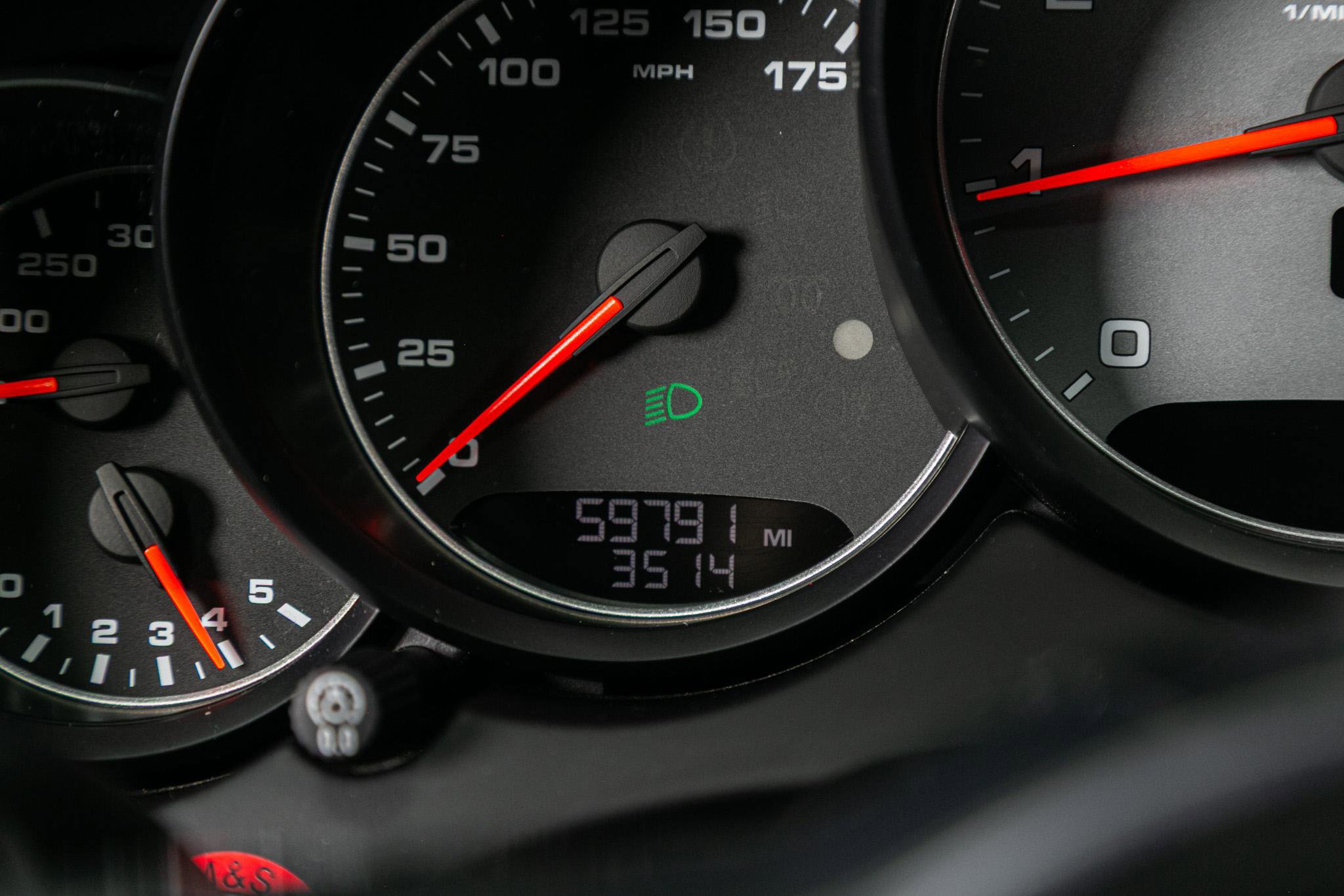 Used 2018 Porsche Cayenne S image 18