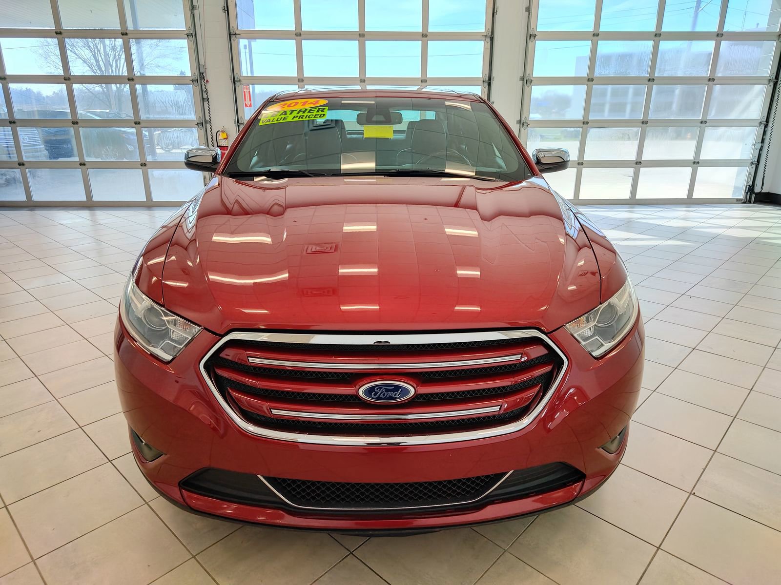 Used 2014 Ford Taurus Limited w/ Equipment Group 301A image 9