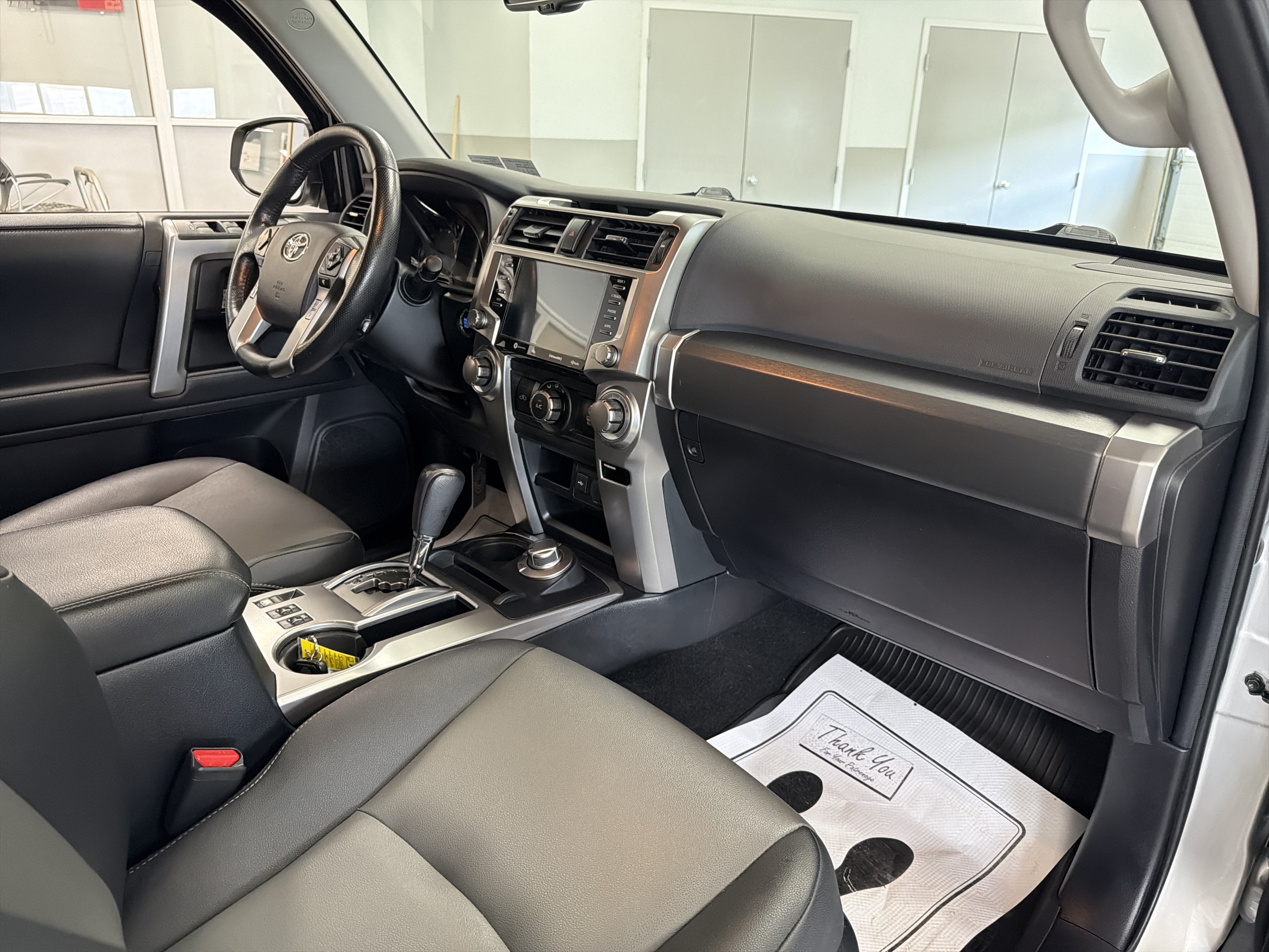 Used 2024 Toyota 4Runner SR5 Premium w/ Moonroof Package AWD/4WD image 38