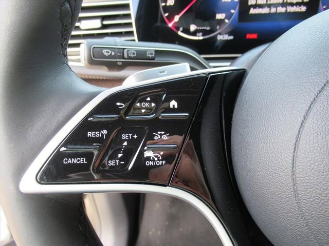 Used 2025 Mercedes-Benz GLS 450 4MATIC image 24