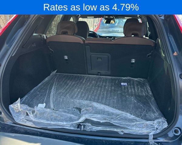 Certified 2023 Volvo XC60 B5 Plus w/ Climate Package image 11