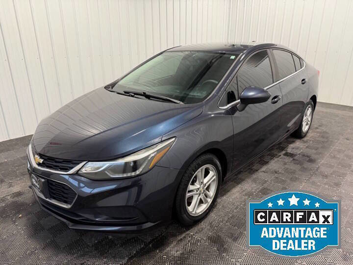 Used 2016 Chevrolet Cruze LT FWD image 1