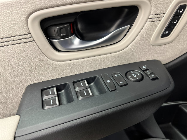 New 2026 Honda Pilot Elite image 13