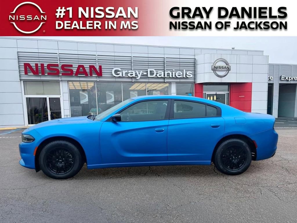 Used 2023 Dodge Charger SXT RWD image 4