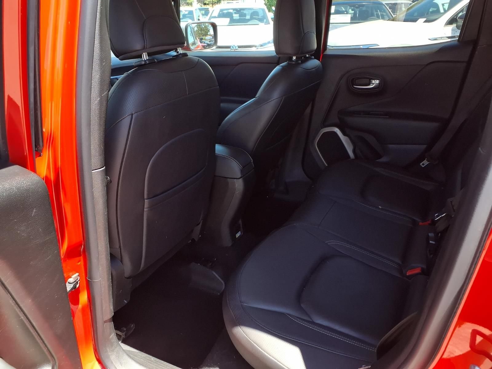 Used 2017 Jeep Renegade Limited FWD image 18