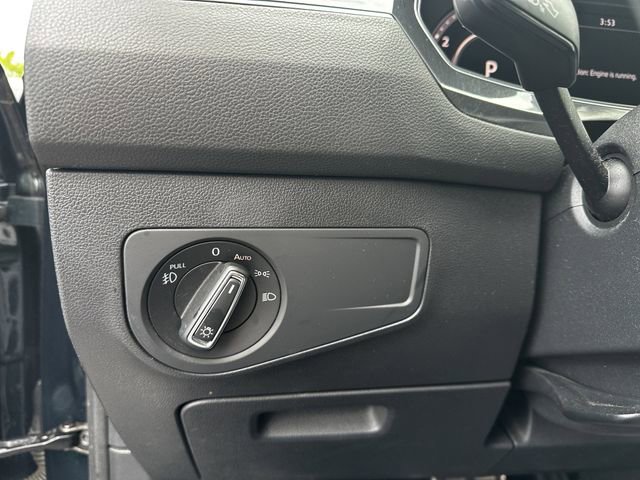 Used 2019 Volkswagen Tiguan SEL R-Line AWD/4WD image 29