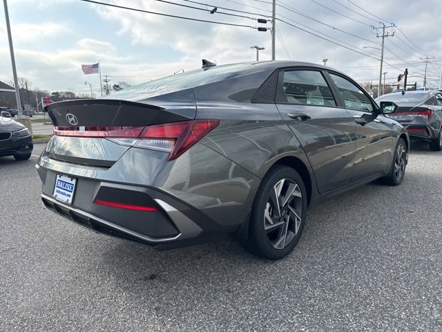 Certified 2025 Hyundai Elantra Sport image 7