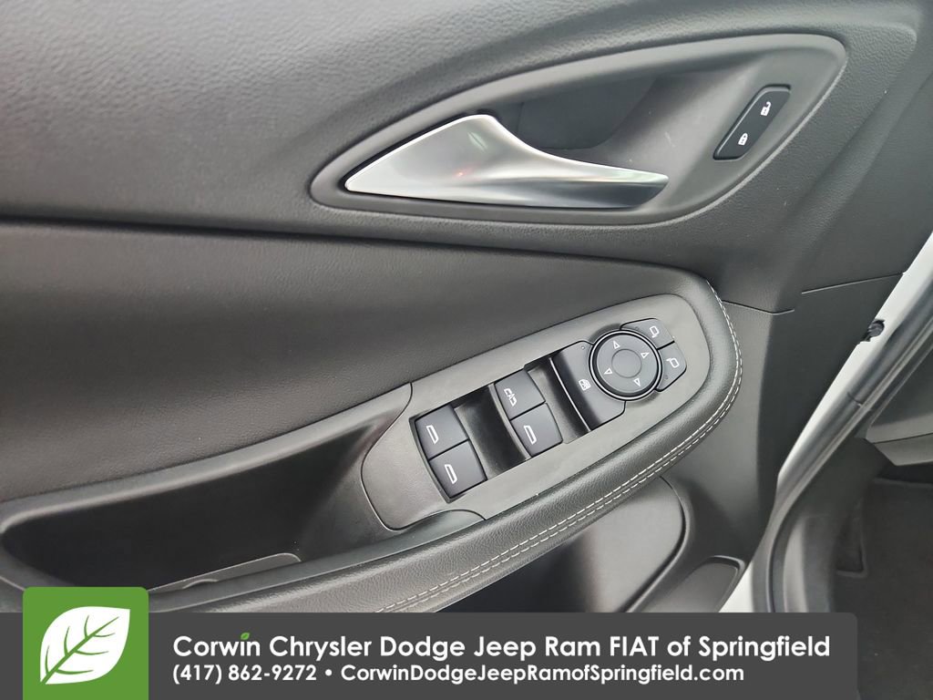 Used 2024 Buick Encore GX Sport Touring image 21