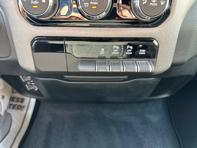 New 2026 RAM 1500 Express RWD image 17